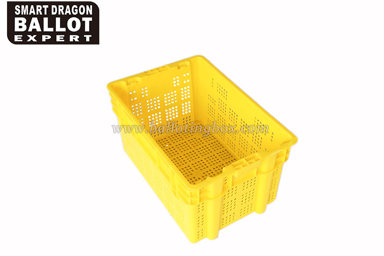 Quality Multi - Purpose Rectangle Plastic Storage Box For Fruits And Vegetables Transportation Moving for sale