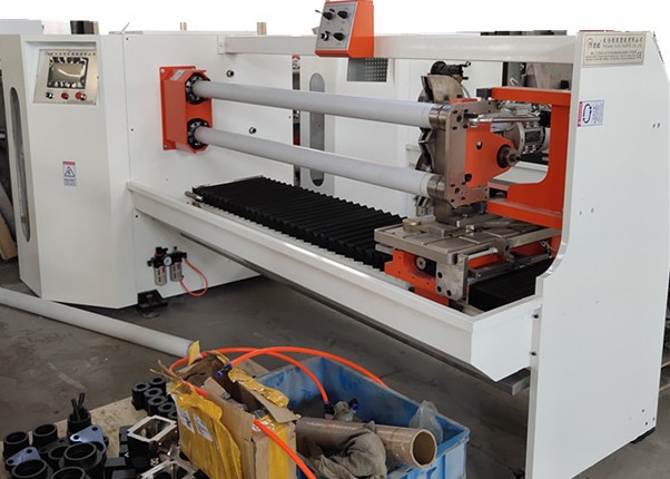  Automatic Fiberglass Cloth 1300mm Fabric Roll Cutting Machine Manufactures