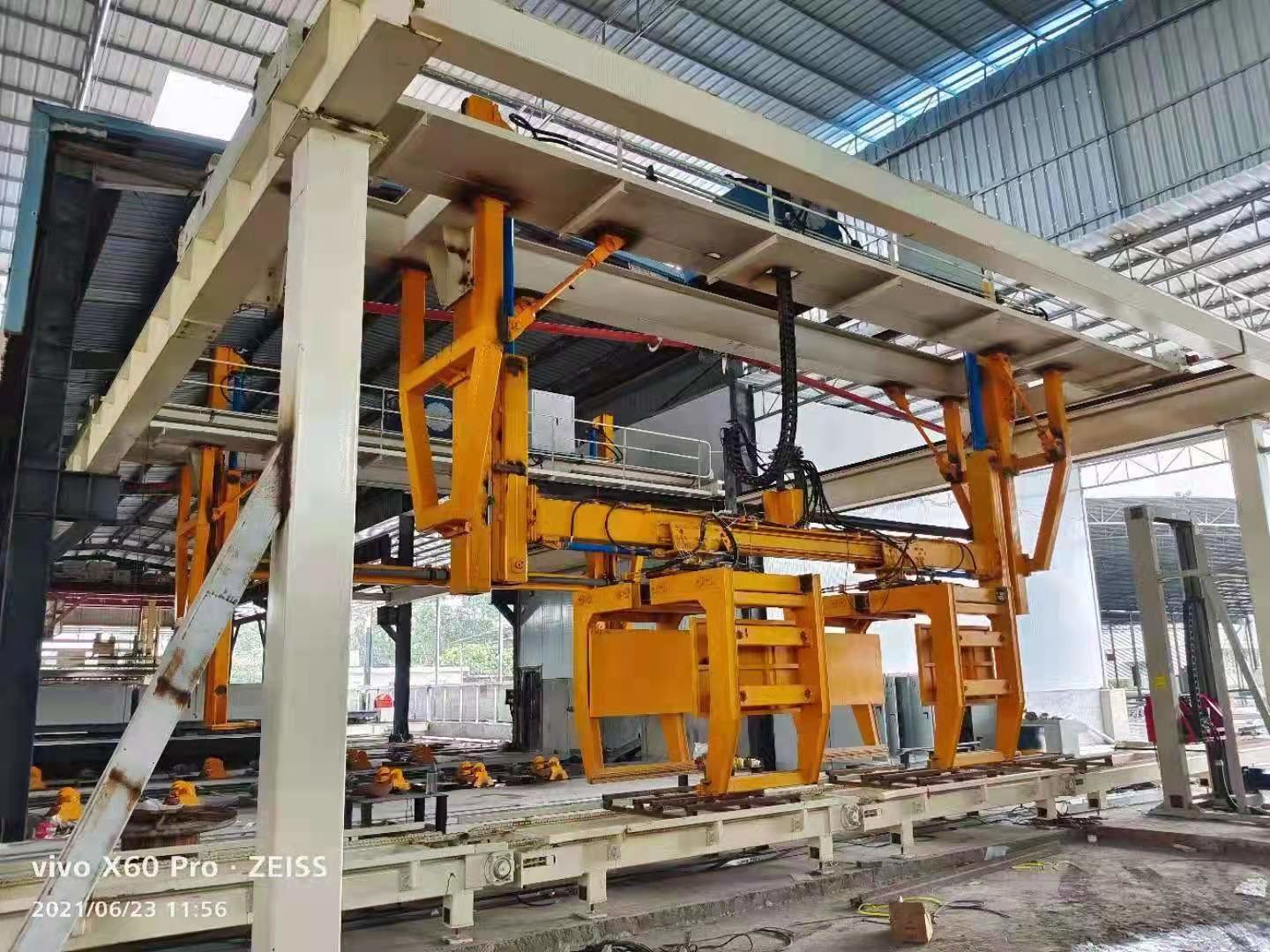  Automatic Lightweight Concrete Block Production Plant for Building - ISO9001 380V Rotary Crane AAC Block Cutting Machine Manufactures