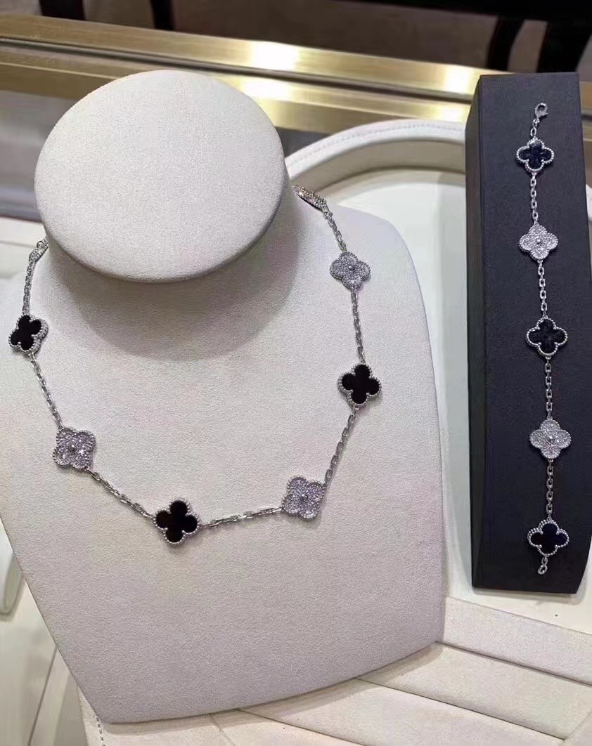  Van Cleef &amp; Arpels White Gold &amp; Diamonds 10Motifs Onyx Vintage Alhambra Necklace luxury jewelry accessories Manufactures