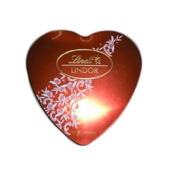 Durable Red Heart Gift Box , Customized Logo Valentines Heart Box