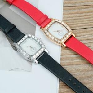 China Fashionable Luxury Leather Watch Ladies Quartz Watch Waterproof on sale