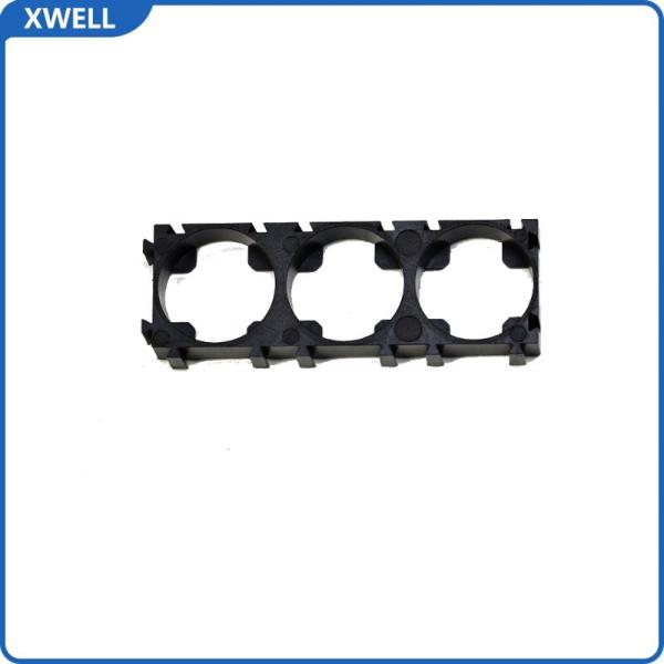 Tool-Free 18650 Bracket with 1×3 Configuration and Splicing Design for Lithium Battery Packs