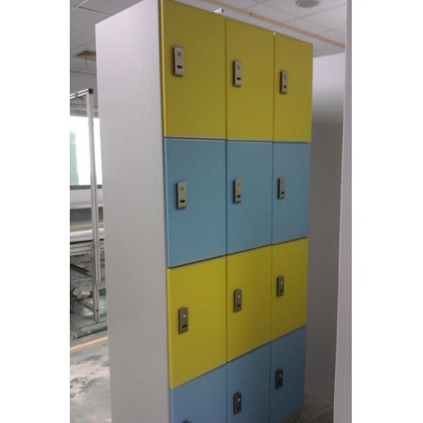 Hospitals Employee Storage Lockers 12 Comparts 3 Column PVC Material