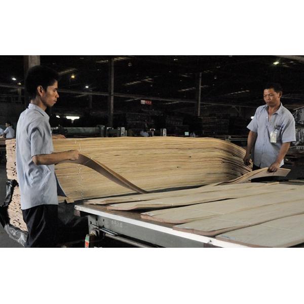 Natural Anigre Wood Veneer Sheets Specially Figured Grain Red Color