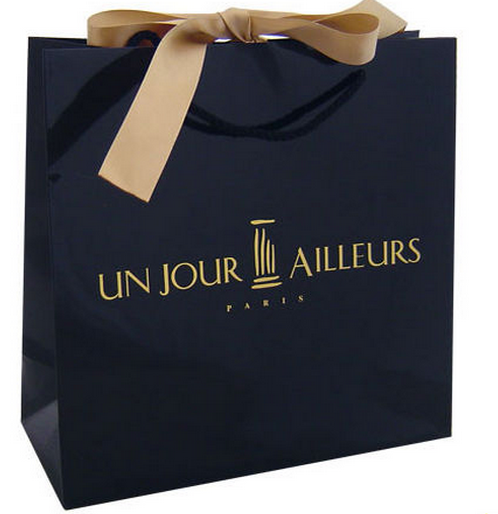 Custom Matt Laminated Paper Carrier Bags