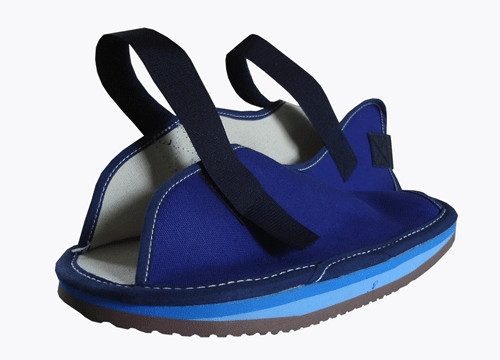 Three Strap Open Toe Canvas Walking Cast Shoe With Canvas Upper , Rocker Sole