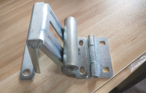 Wind Resistant Sectional Industrial Door Heat Insulating For Factory And Hangar