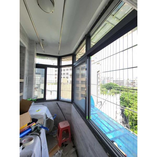 Custom Double Glazed Sliding Windows EPDM Seal Villa Kitchen Aluminium Windows