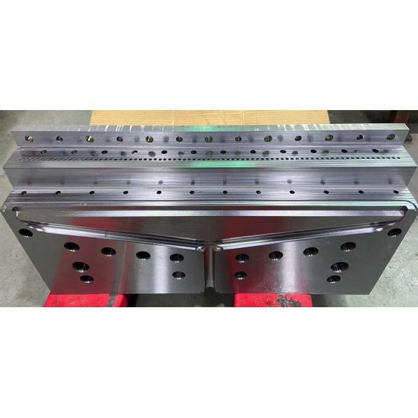 SUS630 Material Melt Blown Mould PP Mask Nonwoven Fabric Spray Machine