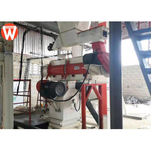 2.5T/H Poultry Feed Machine Animal Feed Pellet Machine 380V 50Hz
