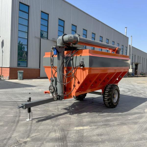 Fertilizer Transport Grain Cart 6 Cubic Meters For Harvesting