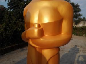 Event party decoration custom golden fiberglass Oscar statue  for sale