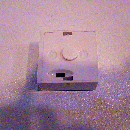 Solar power vibration/magnetic contact alarm with rechargeable Li-Ion backup batter