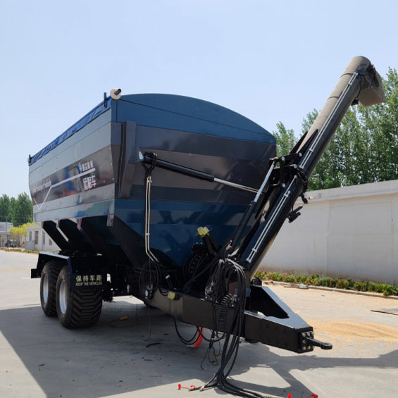 Large Traction Grain Transport Truck Foldable Arm Grain Transporter 28 Cubic Meter