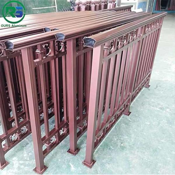 Self Cleaning PVDF Coated Cladding Aluminium Picket Fence For Exterior