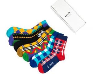 Elegant fashion plaid patterned design autum casual breathable OEM cotton socks for men Manufactures