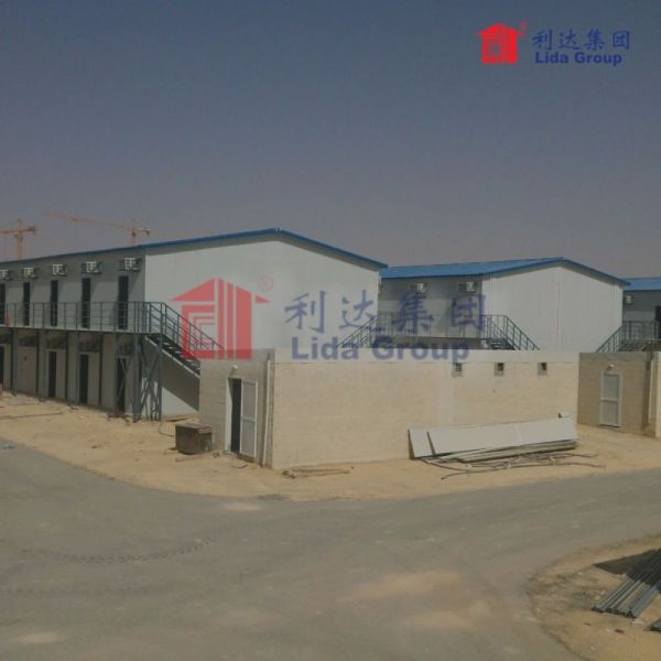 Compact Fire Resistant Metal Fab Homes Camp Steel Shelter Building 8.28m