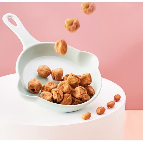 BBQ Powder Plum Shaped Salted Fried Peanuts Rarioli Coated Peanuts