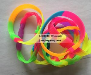 China Rainbow rubber bracelets, rainbow silicone wristbands, soft rubber bands on sale