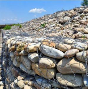 China Hot Dip Galvanized Gabion Box Wire Fencing Mesh 2.5mm on sale