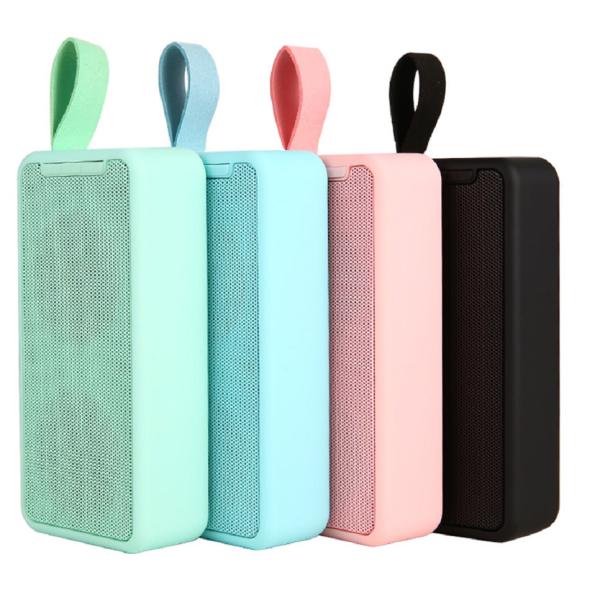 Bluetooth 5.0 TWS TF Card/U AUX Input FM Radio Ø52mm Speaker With Bass Diaphragm Supports 4.5-18 Hours Of Playback