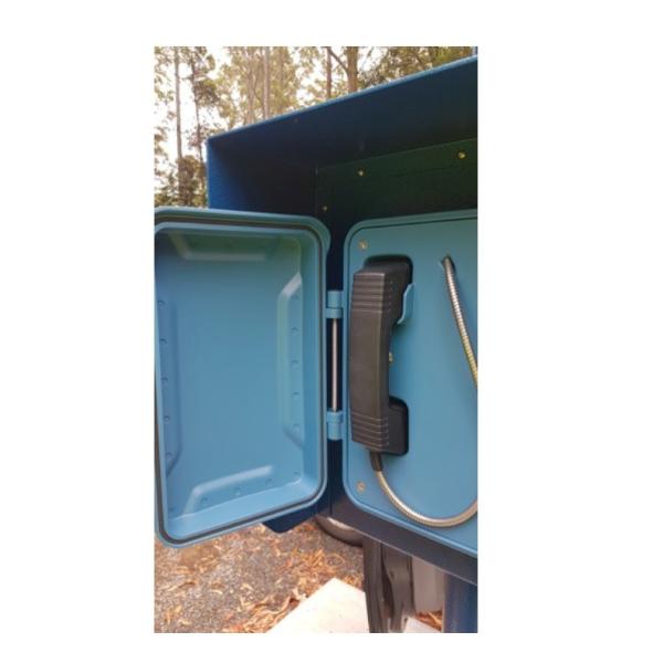 Rugged Weatherproof Emergency Phone For Outdoors , Roadside SOS Call Box