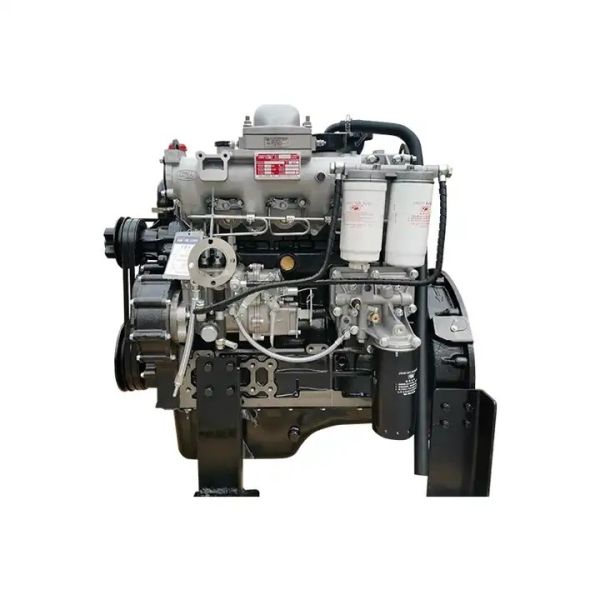 4 Stroke 6 Cylinder Water Cooled Marine Diesel Engine For Large Ships