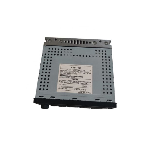 Original MR517927 Single Disc Car CD Player Radio Head Unit Stereo Function Replacement for Mitsubishi Montero V73 V77 6400