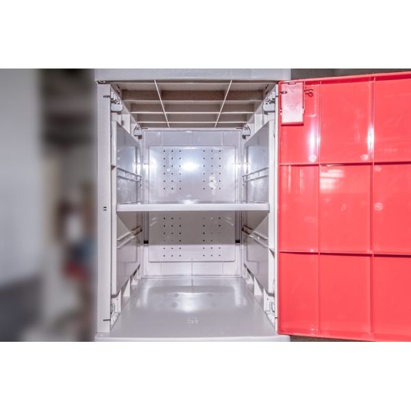 Yellow Plastic School Lockers Four Tier Lockers With Padlock Anti UV Aging