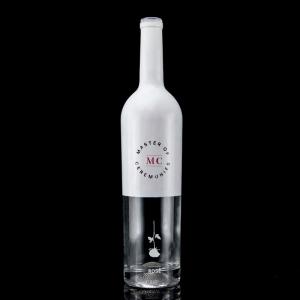  Custom Bottle 750ml White Spray Paint Whisky Vodka Empty Glass Bottle With Cork Manufactures