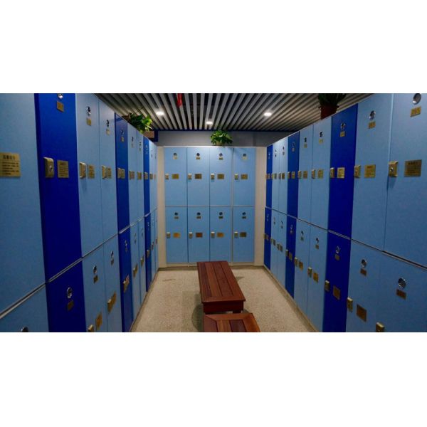 18 Comparts 3 Column IOT Locker  Triple Tier Lockers Durable / Lightweight
