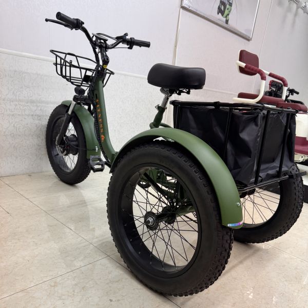 Military Green Off Road Lightweight Electric Tricycle High Carbon Steel Frame + 500W Motor