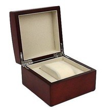 single wooden watch box