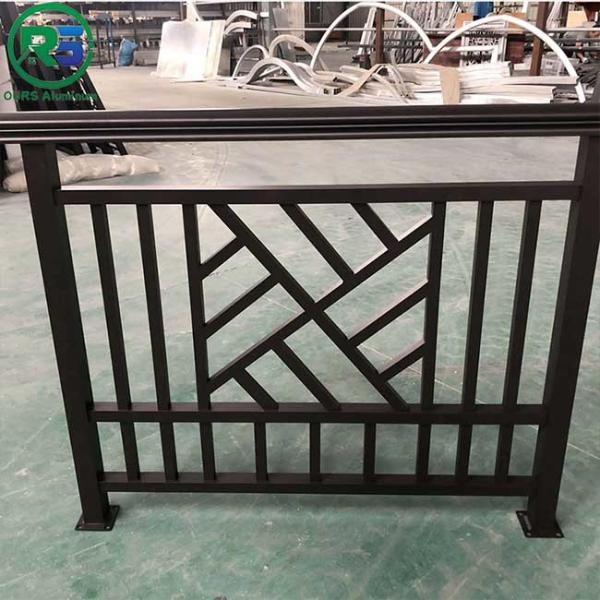 Self Cleaning PVDF Coated Cladding Aluminium Picket Fence For Exterior
