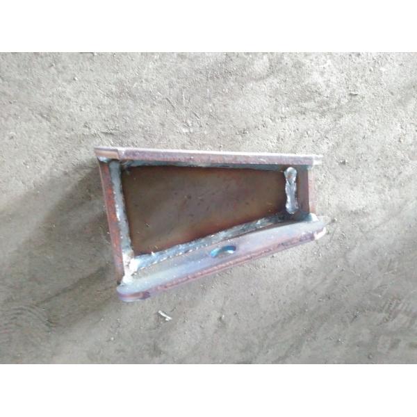 SGS Q235 Farm Door Bracket Welding Stamping Service