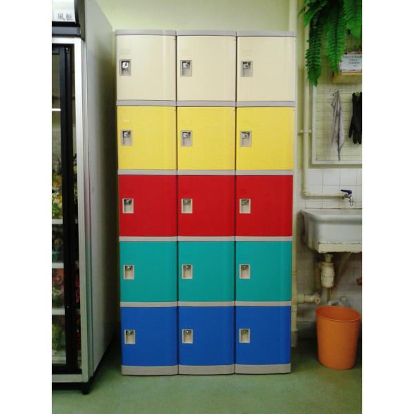 Swimming Pool Plastic School Lockers 5 Tier Red / Yellow / Bule Door For Storage
