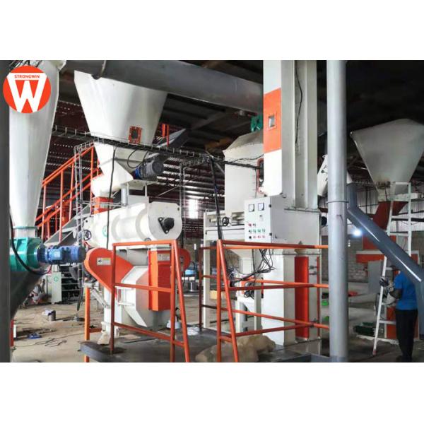Sheep Cattle 70KW 2.5T/H Poultry Pellet Feed Plant