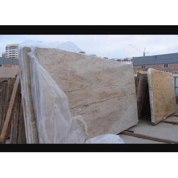 Gold Polished Granite Natural Stone Slabs 126MPa Compressive Strength