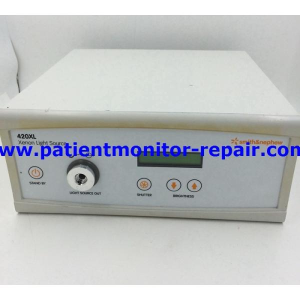 420XL Xenon Light Source Used Medical Equipment Smith Nephew Model