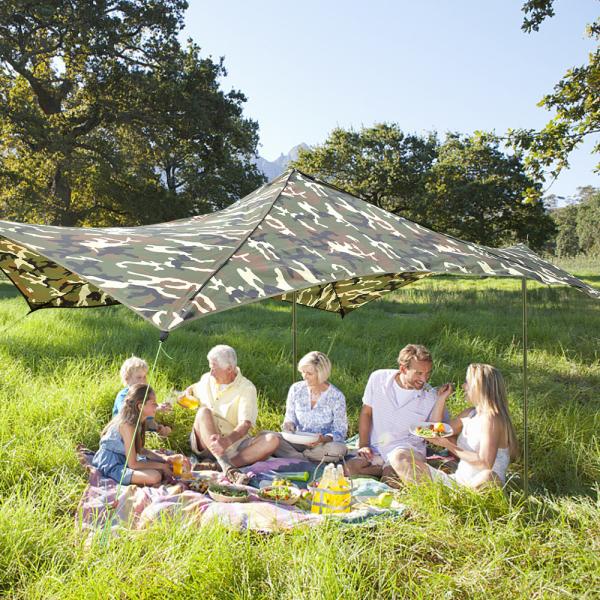 4 Persons Windproof 210T Polyester Camping Sun Shelter
