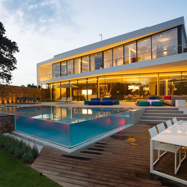 Prefab Swimming Pool Filter System for Clear Water and Low Maintenance in Acrylic Pool