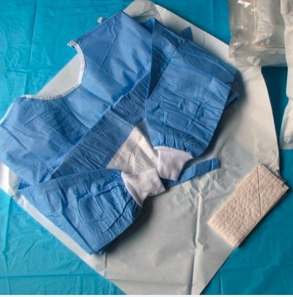 Light Weight Doctors Surgical Gown Flexible Contoured Styling Degradabl
