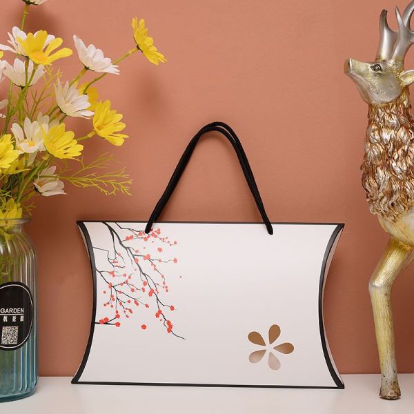 Custom Paper Box Silk Scarf Tote Bag Simple And Stylish Packaging For Underwear Scarves Ideal As Annual Meeting Gift Box For Women's Towels And Silk Products