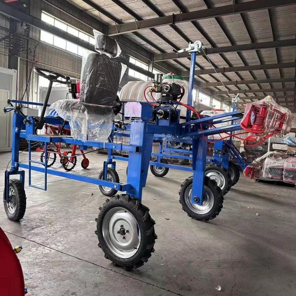 Four Wheels Pesticide Manual Self Propelled Sprayer High Efficiency Agricultural