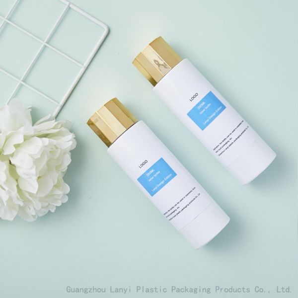 White Cylinder 8.45oz 250ml Plastic Lotion Spray Bottle