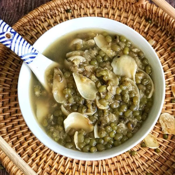 Chenpi Mung Bean Soup  Herbal Functional Food for Cooling Detox and Natural Wellness Drink