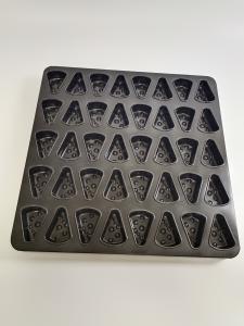 China 40 Links Non Stick Silicone  Triangle Shaped Cake Baking Trays Mold on sale