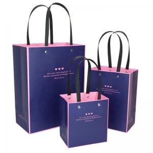  Recyclable Gorgeous Birthday Gift Paper Bag Promotional In Various Colors Manufactures