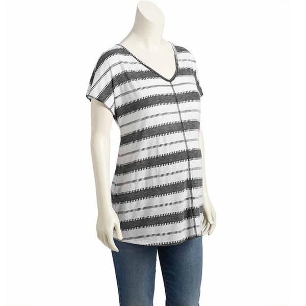 Domain Sleeve Jacquard Back Tie V Neck Maternity Top / Maternity Summer Wear